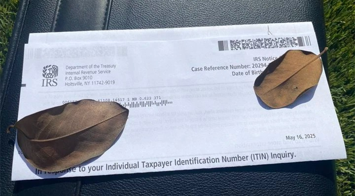 ITIN 樣品示意圖（格式：9XX-XX-XXXX）